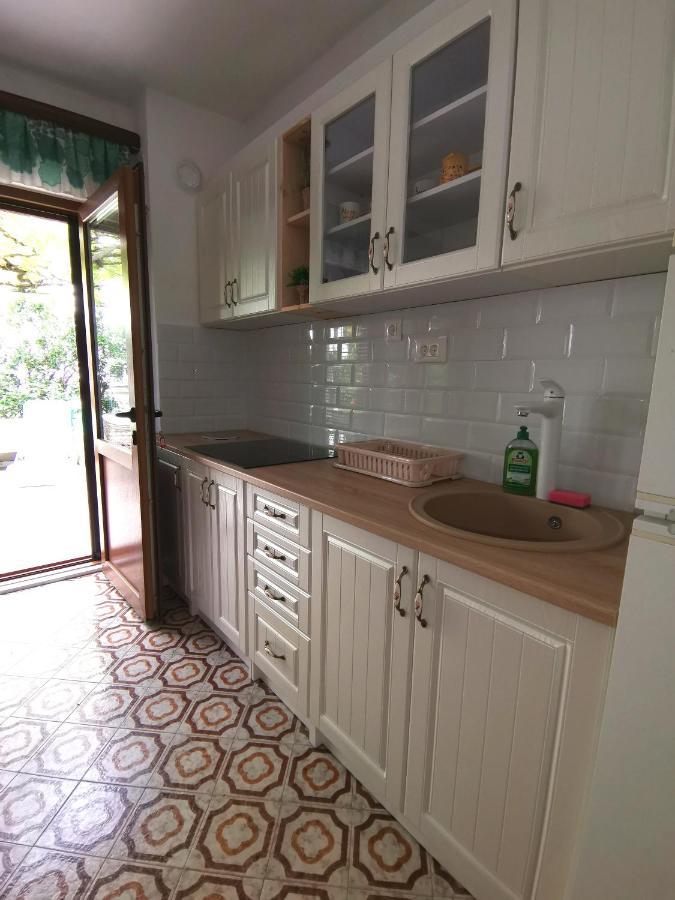 Apartments Maris Garden Petrovac Exterior photo