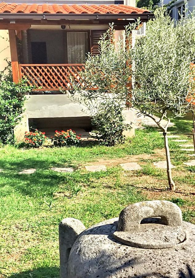 Apartments Maris Garden Petrovac Exterior photo