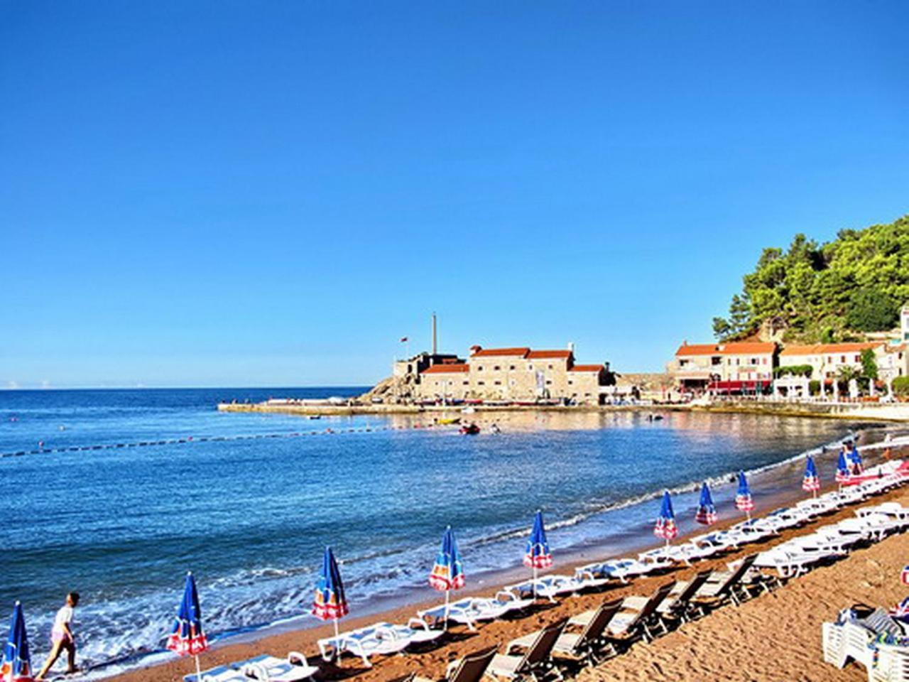 Apartments Maris Garden Petrovac Exterior photo